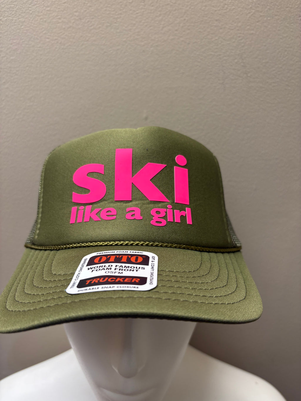 HOT VINYL TRUCKER HATS